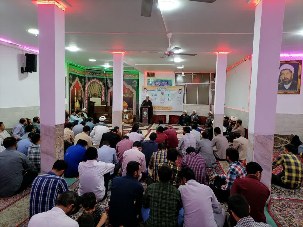 شہید مطہری کی سب سے بڑی خصوصیت معاشرتی ضروریات پر گہری نظر اور ان کا جامع راہ حل پیش کرنا ہے، مقررین