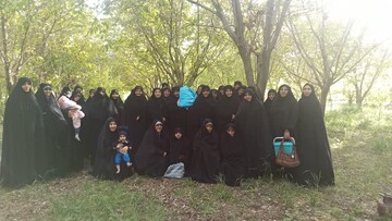 تقدیر از اساتید مدارس علمیه الزهرا (س) و ریحانة النبی(س) اراک