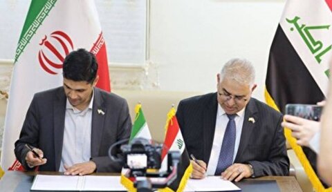 المدير التنفيذي لشركة السكك الحديد الايرانية مع نظيره العراقي