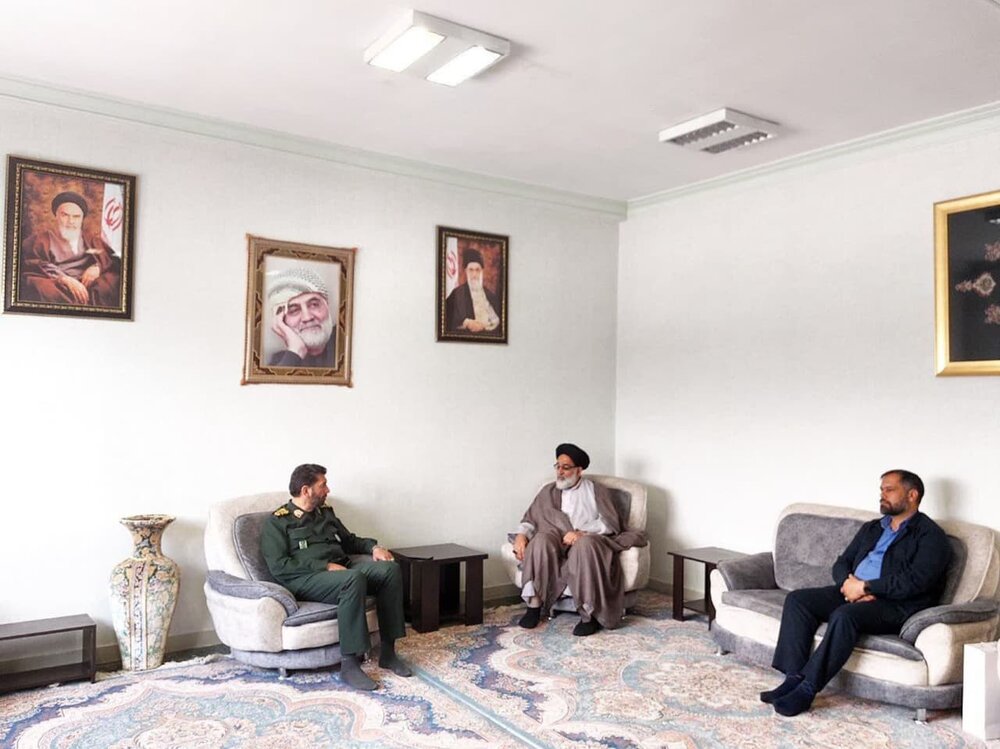 برگزاری مراسم دینی و انقلابی در مناطق و محلات تهران