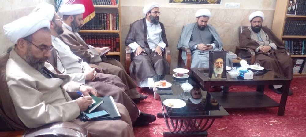 وضعیت فرهنگی و تبلیغی فیروزکوه بررسی شد