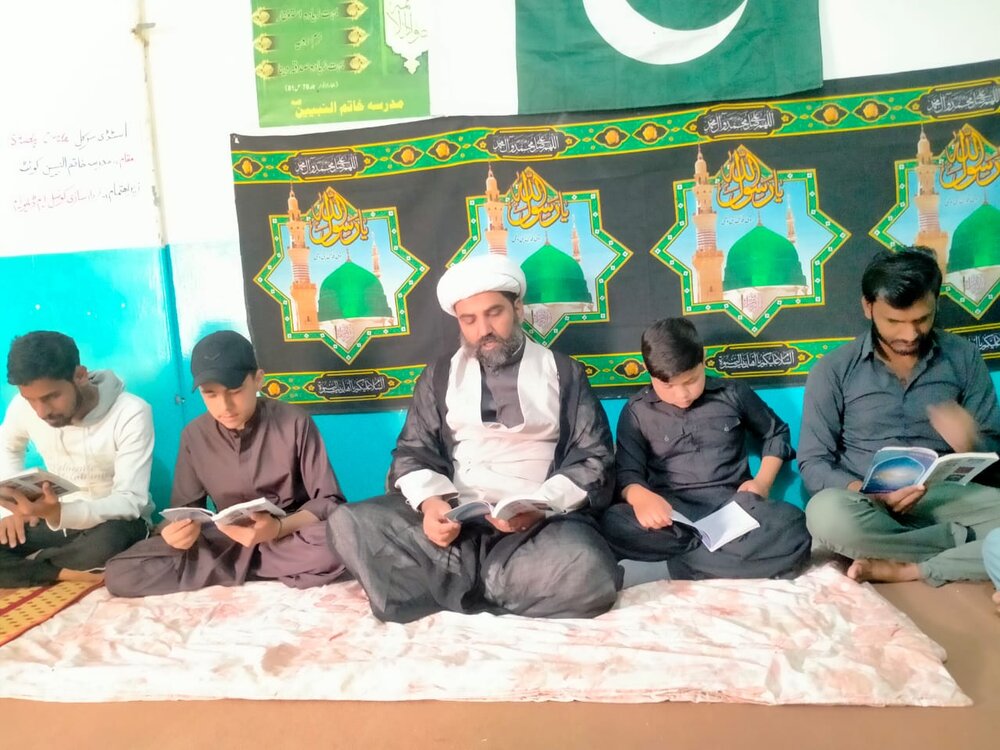 آئمہ (ع) کی سیرت طیبہ سے آگہی کے لئے، رہبرِ انقلاب کی کتاب ”ہمارے آئمہ اور سیاسی جدوجہد“ کا مطالعہ ضروری ہے، علامہ مقصود علی ڈومکی