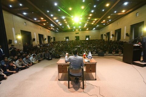 تصاویر/ نشست صمیمی دانشجویان ارومیه با سخنگوی دولت