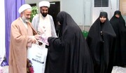 تصاویر/ تجلیل از اساتید مدرسه علمیه حضرت رقیه(س) برازجان