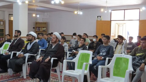تصاویر/ بازدید دانش آموزان از مدرسه علمیه امام خمینی (ره) خوی
