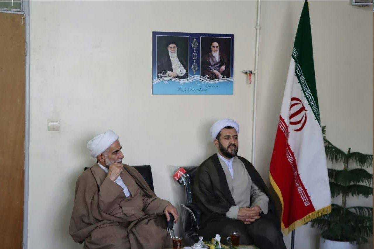 دیدار مدیر حوزه علمیه تهران با امام جمعه اسلامشهر + عکس