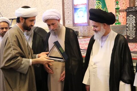 تصاویر| برگزاری همایش حوزه انقلابی حوزه منتظر با حضور آیت الله حسینی بوشهری