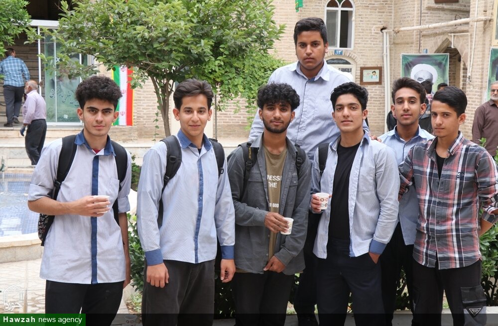 اردوی دانش آموزی در مدرسه علمیه شفیعیه یزد