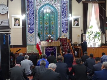 تصاویر/ آیین عبادی سیاسی نماز جمعه چهاربرج