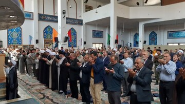 سیره معیشتی امام صادق(ع) الگوی معیشتی جامعه‌ قرار گیرد