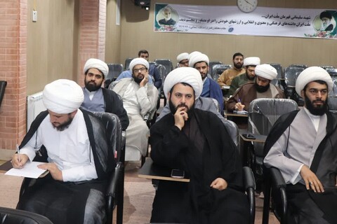 تصاویر/ برگزاری نشست تخصصی «گونه شناسی نظریه های تکفیر» در حوزه علمیه خوزستان