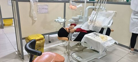 تصاویر/ ۱۲۸ خدمت گروه جهادی دندانپزشکی در بندرعباس
