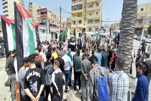 تجمع آوارگان فلسطینی در لبنان برای محکومیت جنایات صهیونیستها در غزه + عکس