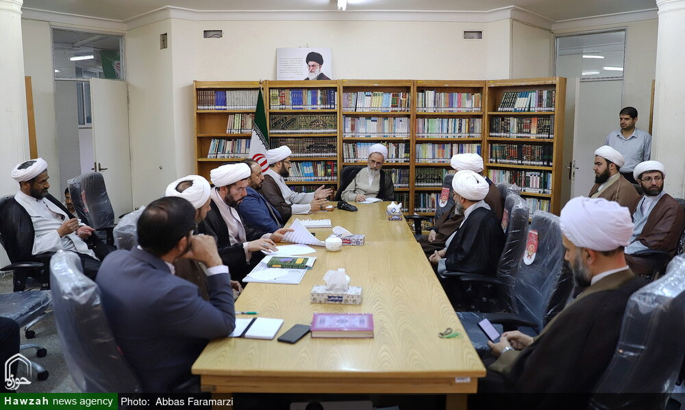 گزارشی از بازدید مدیرحوزه های علمیه از دفتر تدوین متون درسی حوزه
