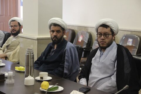 تصاویر / نشست مبلغین طرح امین شهر قزوین والبرز با مدیر حوزه علمیه استان قزوین