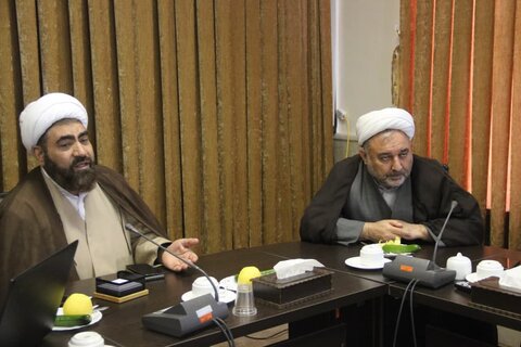 تصاویر / نشست مبلغین طرح امین شهر قزوین والبرز با مدیر حوزه علمیه استان قزوین