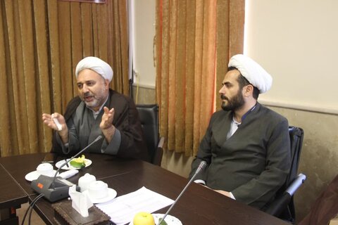 تصاویر / نشست مبلغین طرح امین شهر قزوین والبرز با مدیر حوزه علمیه استان قزوین