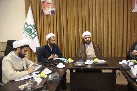 تصاویر / نشست مبلغین طرح امین شهر قزوین والبرز با مدیر حوزه علمیه استان قزوین