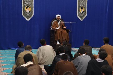 تصاویر/ جلسه اخلاق طلاب مدرسه علمیه امام خامنه ای ارومیه