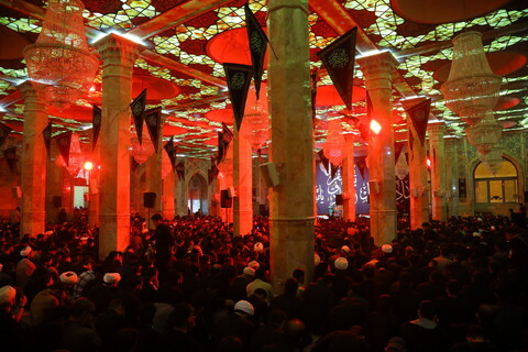 تصاویر / مراسم عزاداری شهادت امام جعفر صادق(ع) در مسجد اعظم قم