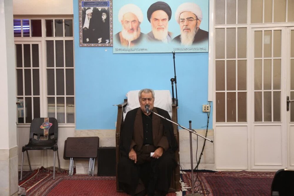 مراسم عزاداری امام صادق (ع) در دفتر مرحوم آیتالله فاضل لنکرانی برگزار شد