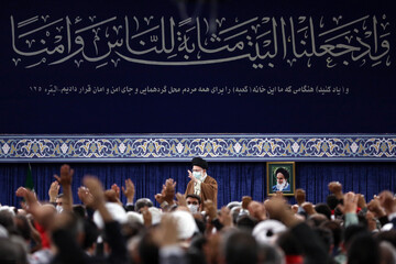 دیدار مردم قم با رهبر انقلاب