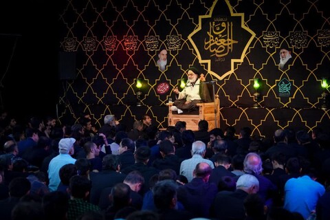 تصاویر/مراسم شام شهادت حضرت امام صادق(ع)در هیئت فدائیان اصفهان