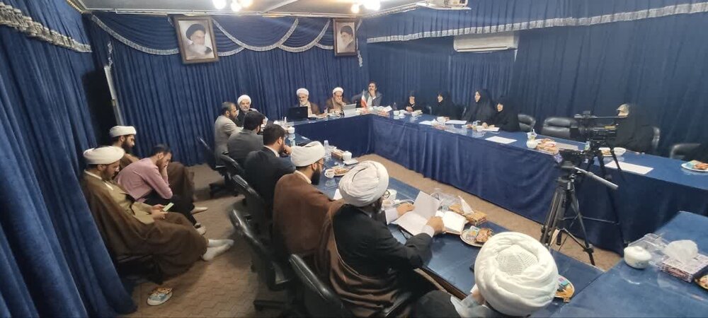 گزارشی از میزگرد نقد و نظر «تحلیل اجتماعی مواجهه حکمرانی و مردمی با نابهنجاری پوشش و حجاب»