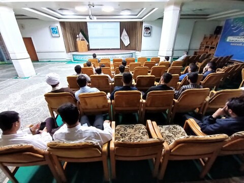 تصاویر/ بازدید طلاب مدرسه علمیه امام خمینی (ره) ارومیه از مرکز تحقیقات کامپیوتر علوم اسلامی نور