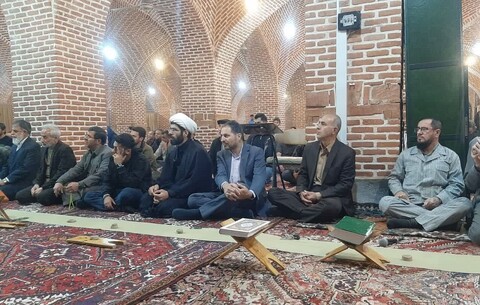 تصاویر/ تجلیل  از قاریان قرآنی مسجد "میرزا علی اکبر" اردبیل