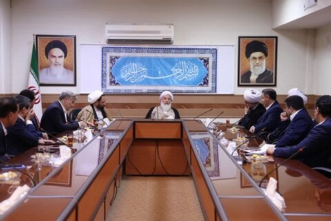آیت الله علماء، در دیدار مسئولین بانک سپه استان کرمانشاه