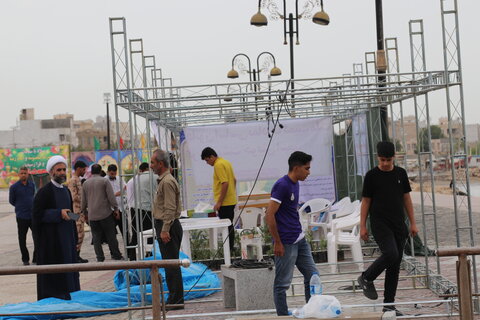 آماده سازی غرفه های میلاد حضرت معصومه س در ساحل بوشهر