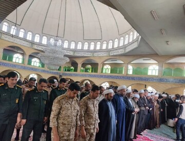 پیکر امام جمعه سابق پیرانشهر به سوی منزل ابدی بدرقه شد + عکس