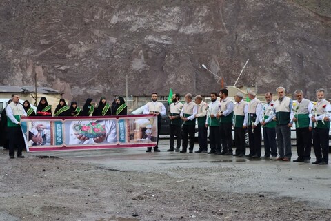 تصاویر/ مراسم استقبال از خادمیاران رضوی جشنواره زیر سایه خورشید در آذربایجان غربی