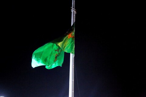 آیین اهتزاز پرچم سبز رضوی در بوشهر