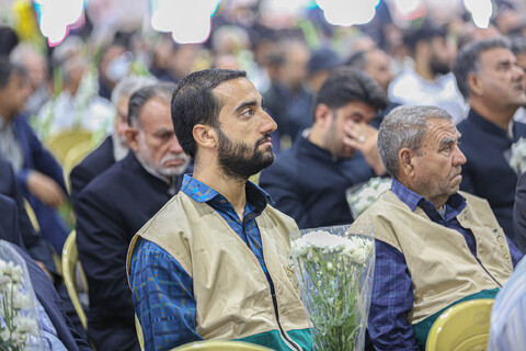 افتتاحیه دهه کرامت در اصفهان