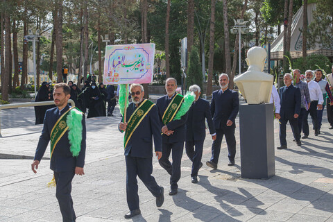 افتتاحیه دهه کرامت در اصفهان