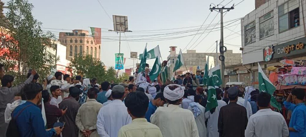 ڈیرہ اسماعیل خان میں پاک فوج و دیگر سیکورٹی فورسز سے اظہار یکجہتی کے لئے ریلی کا انعقاد