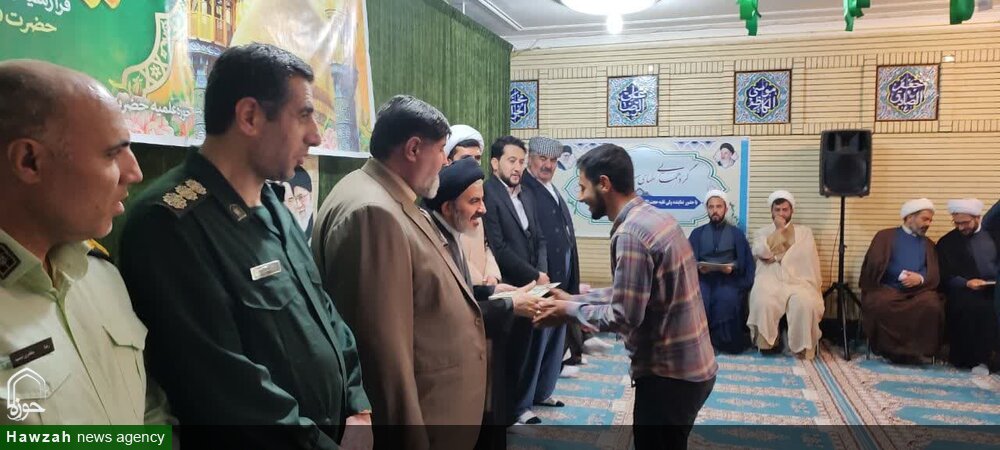 از طلاب  برگزیده جشنواره علامه حلی در شهرستان تکاب تجلیل شد + عکس