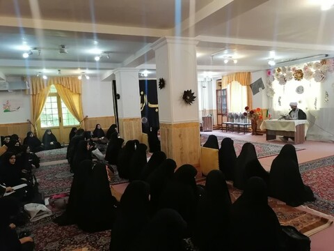تصاویر/ مراسم جشن دهه کرامت در مدرسه علمیه الزهرا (س) خوی