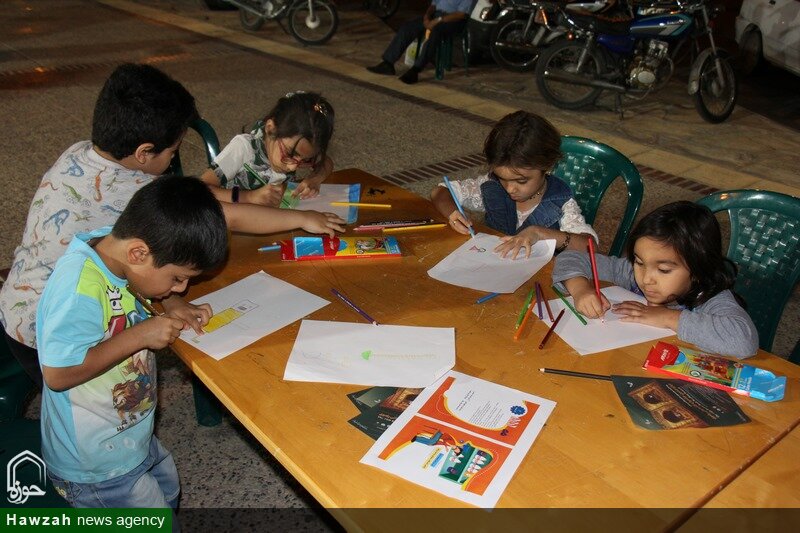 غرفه فرهنگی «یار مهربان» در ساحل بوشهر برپا شد + عکس