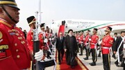 ईरान के राष्ट्रपति पहुंचे जकार्ता धूमधाम से हुआ स्वागत