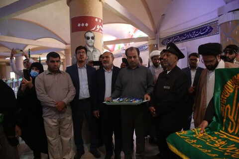 ادای احترام خدام رضوی به شهدای شهر بوشهر