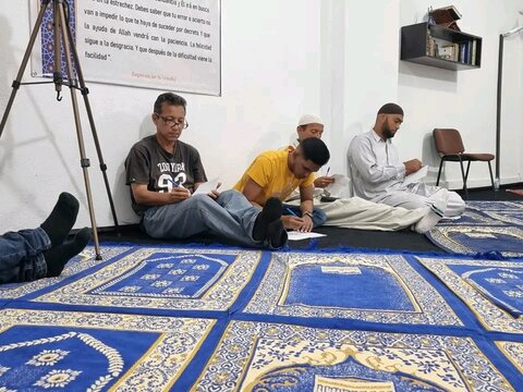 گزارش تصویری فعالیت‌های مذهبی مسلمانان ونزوئلا در مرکز اسلامی توسل