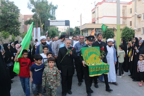 تصاویر/ جشن محوری دهه کرامت با حضور خادمان رضوی در مجتمع شهید حاجت زاده بوشهر
