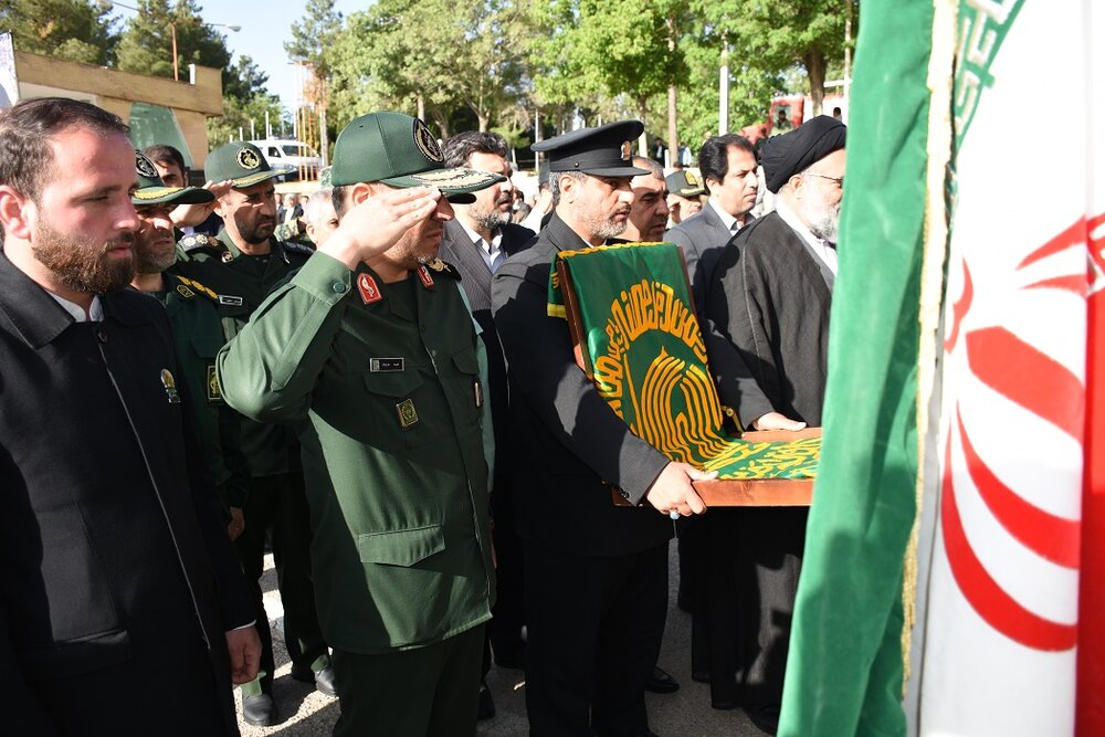 برپایی آیین باشکوه ۳ خرداد در کهگیلویه و بویراحمد / تأکید بر فتح خرمشهرهای دیگر با مجاهدت و تلاش مستمر