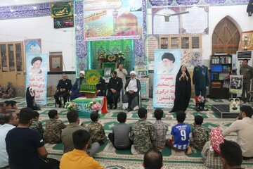تصاویر/ جشن دهه کرامت با حضور خدام رضوی در روستایی در تنگستان