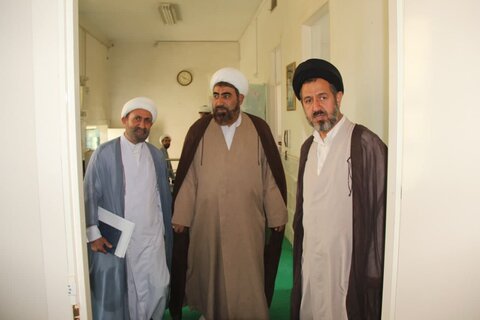 تصاویر / بازدید مدیر ارزشیابی ونظارت آموزش معاونت آموزش حوزه های علمیه کشور ومدیر حوزه علمیه قزوین از مرکز تخصصی حوزه علمیه قزوین