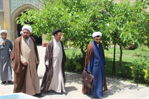 تصاویر / بازدید مدیر ارزشابی ومعاونت آموزش حوزه های علمیه کشور از مدرسه علمیه شیخ الاسلام قزوین