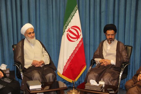 تصاویر / دیدار مدیر ارزیابی ونظارت آموزش معاونت آموزش حوزه های علمیه کشور با نماینده ولی فقیه در استان قزوین